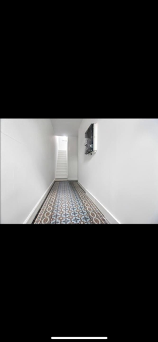 Rue Hacha 69