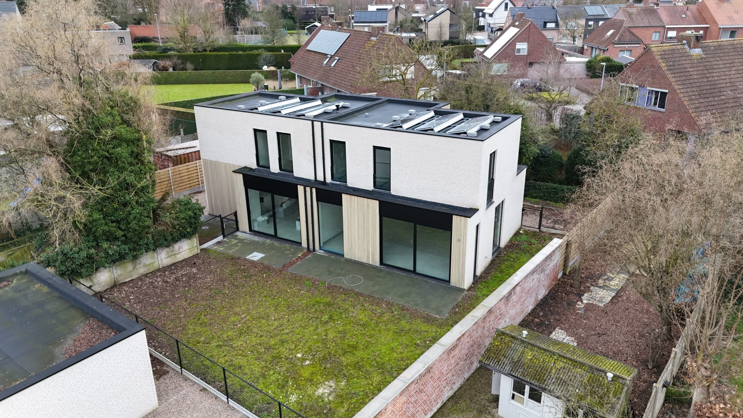 Onledegoedstraat 12b