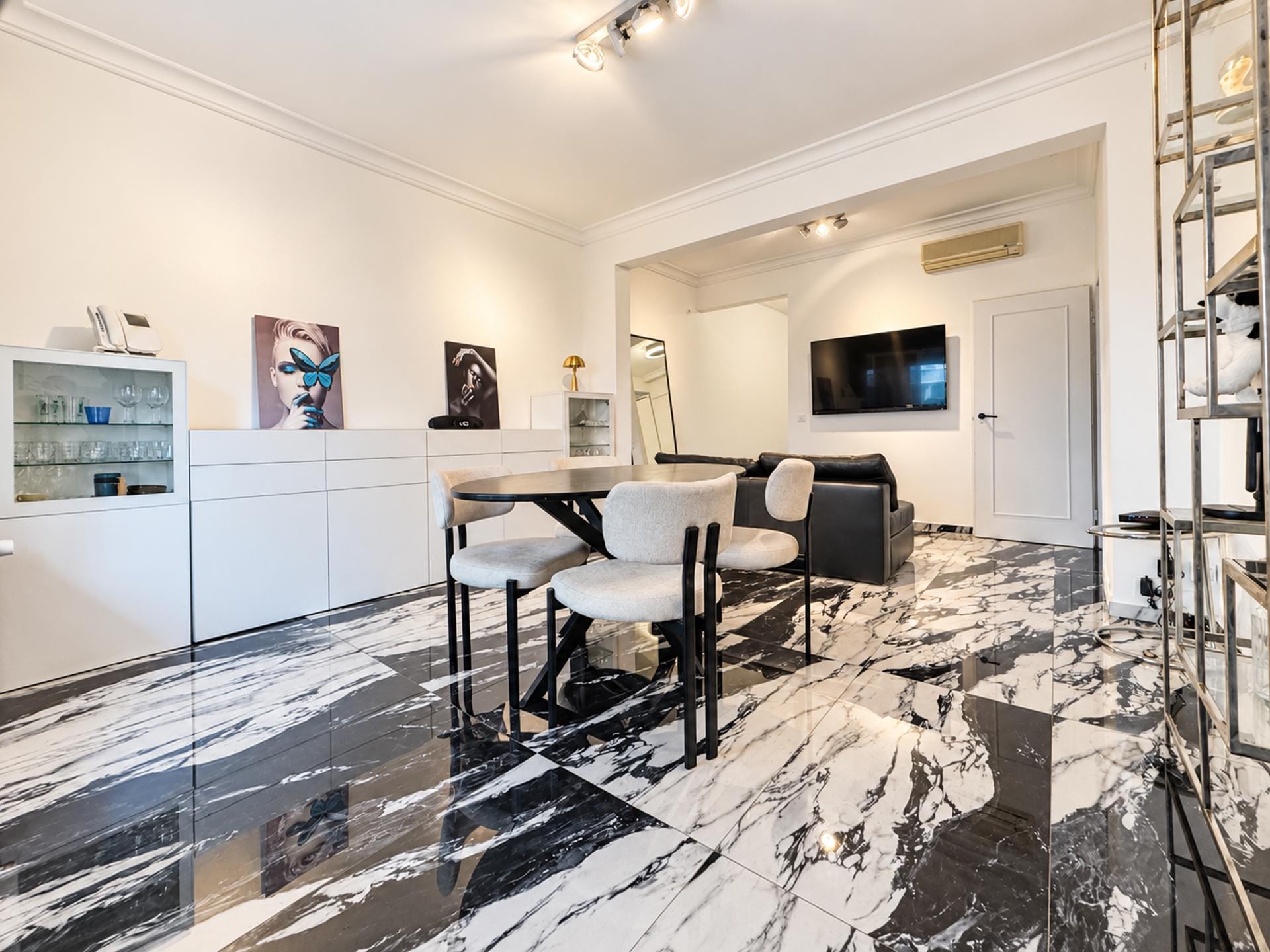 Avenue Winston Churchill 79