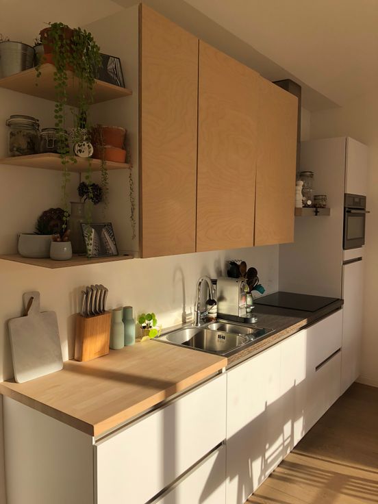 Appartement te huur in Antwerp € 925 (+ € 25) 1 slaapkamer 69m²