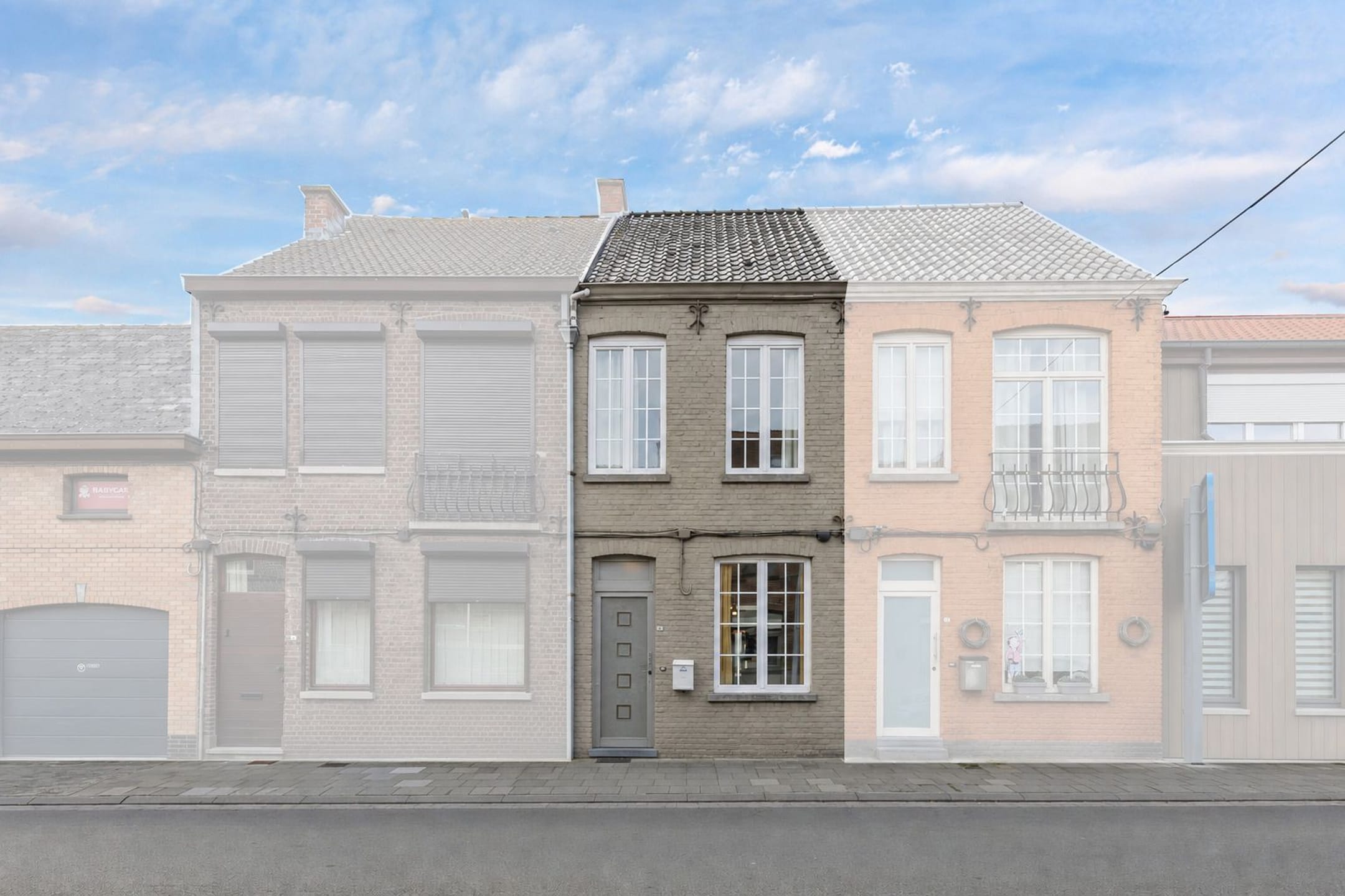 2-room house & single family of 103 m²