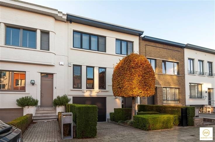 Huis te koop in WILRIJK - € 995.000 - 4 slaapkamers - 300m² - Immoweb