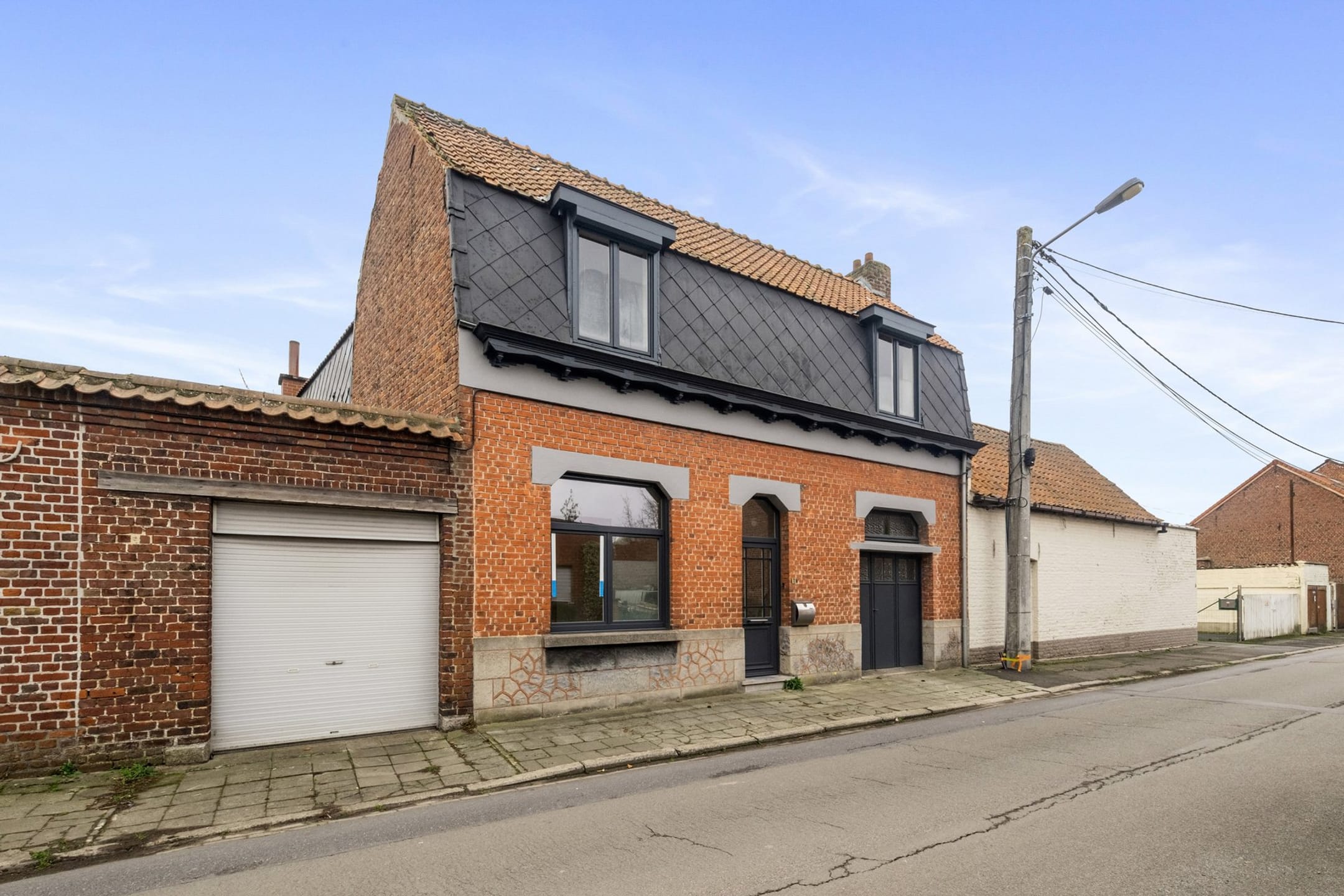 3-room house & single family of 165 m²