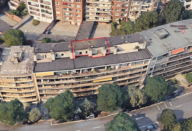 Off-Grid Penthouse Apartment In Forest Setting photo