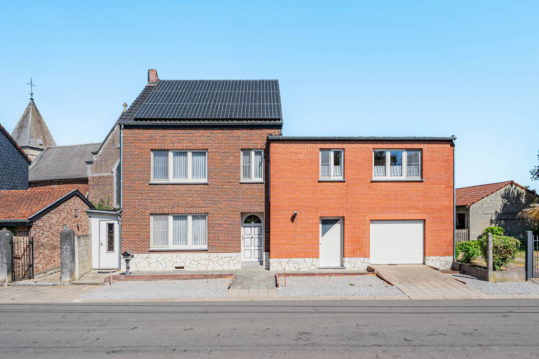 22-room house & single family of 238 m²