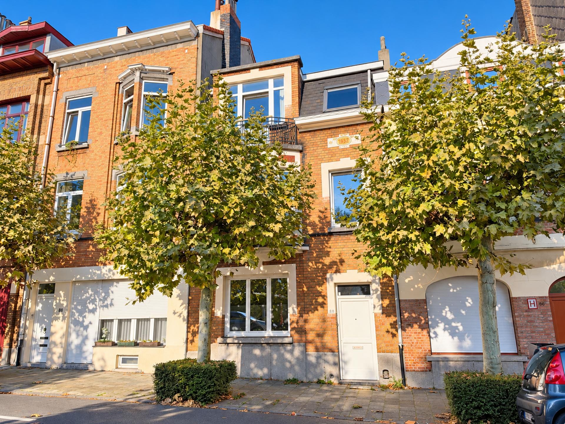 5-room house & single family of 200 m²