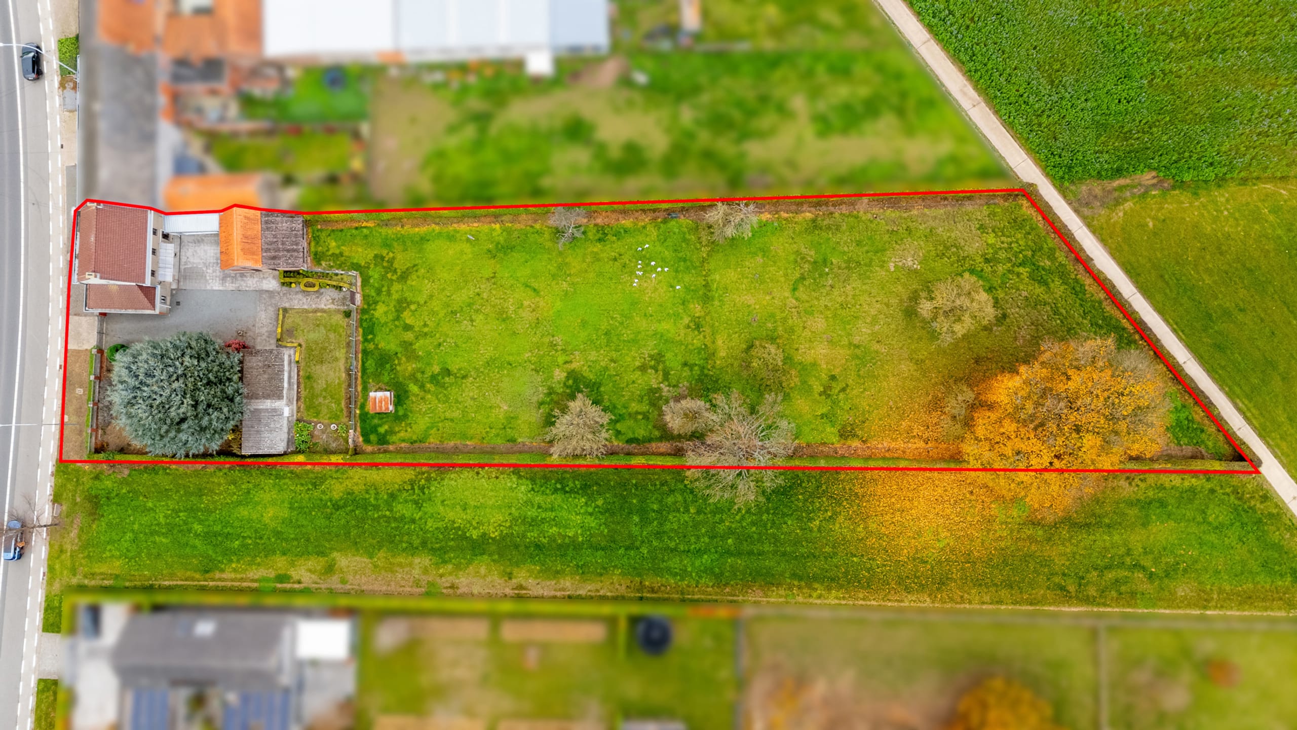 4-room house & single family of 200 m²