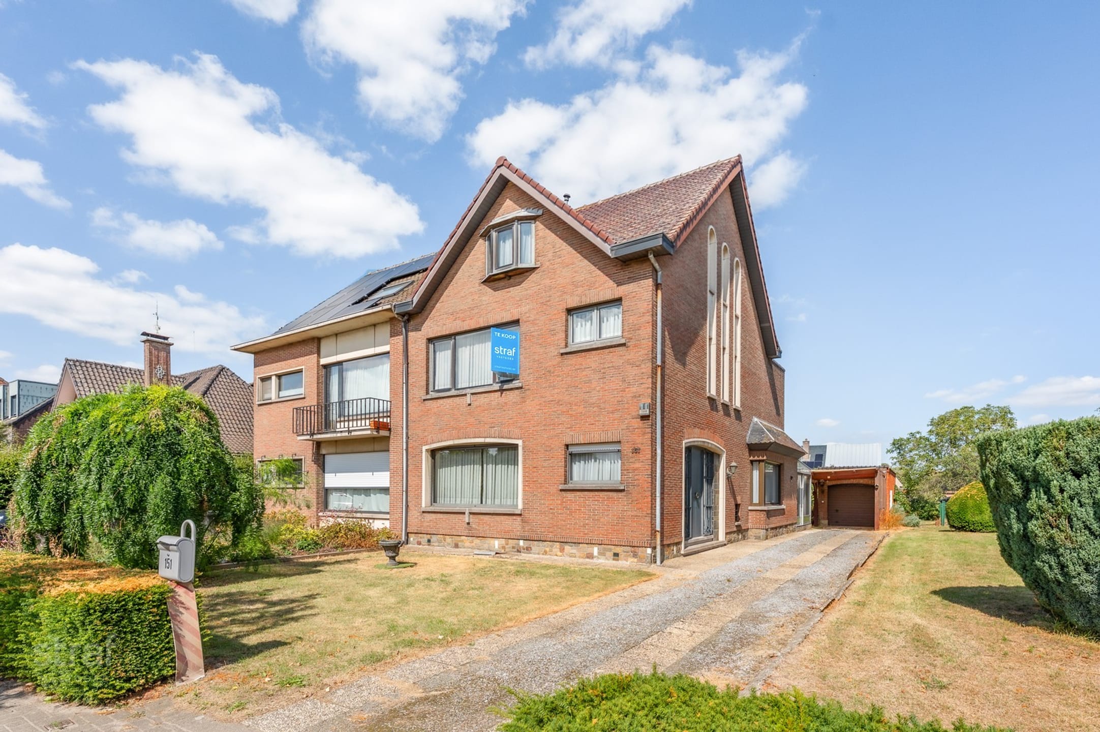 17-room house & single family of 193 m²