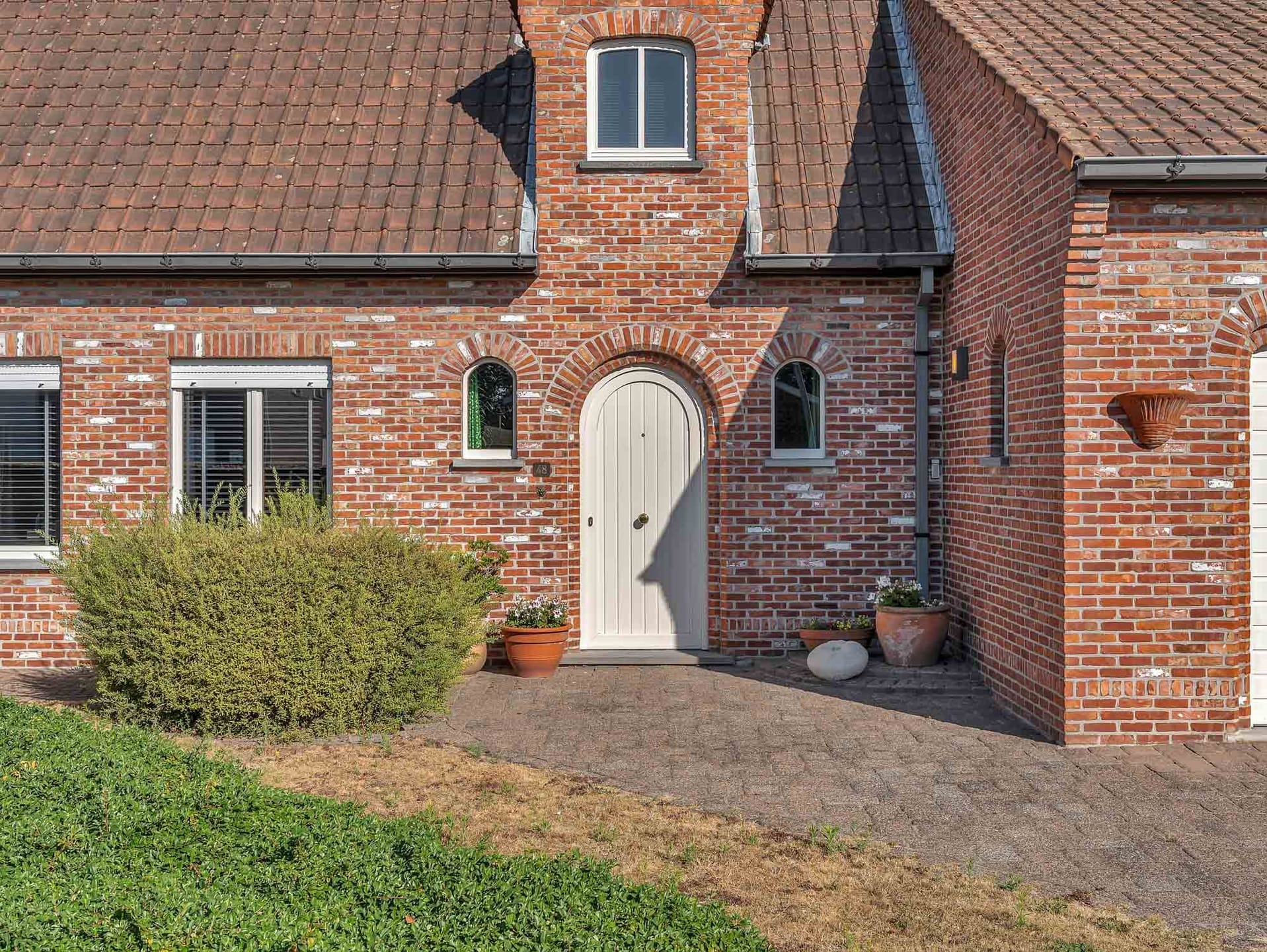 4-room house & single family of 213 m²