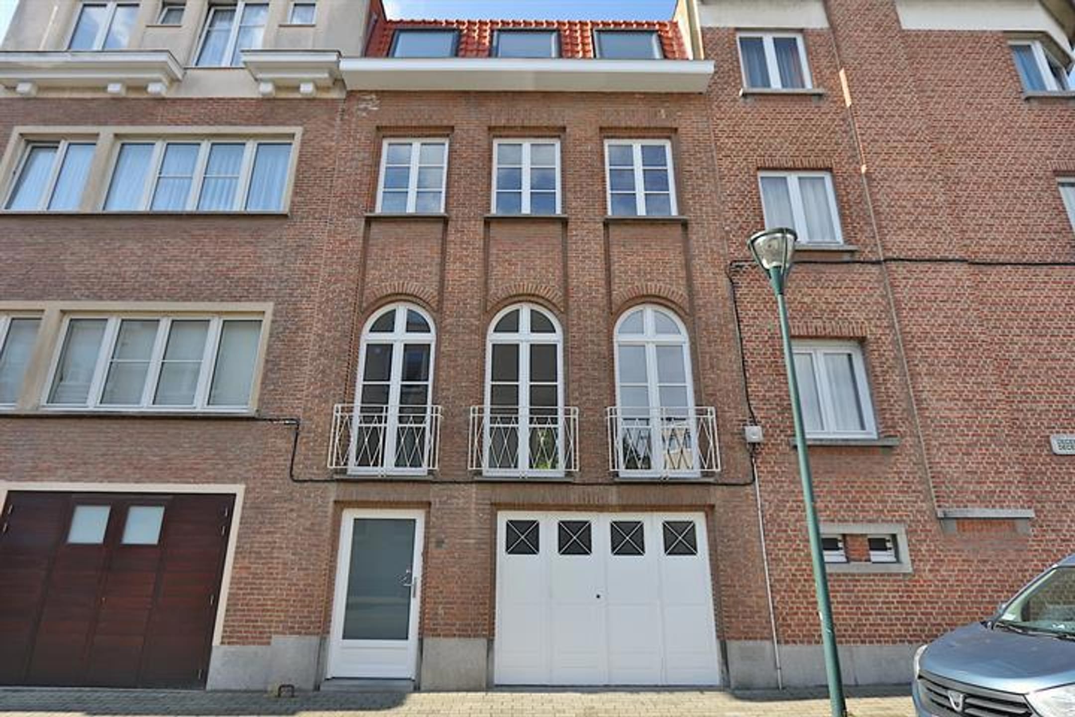 Rue de Decembre 37