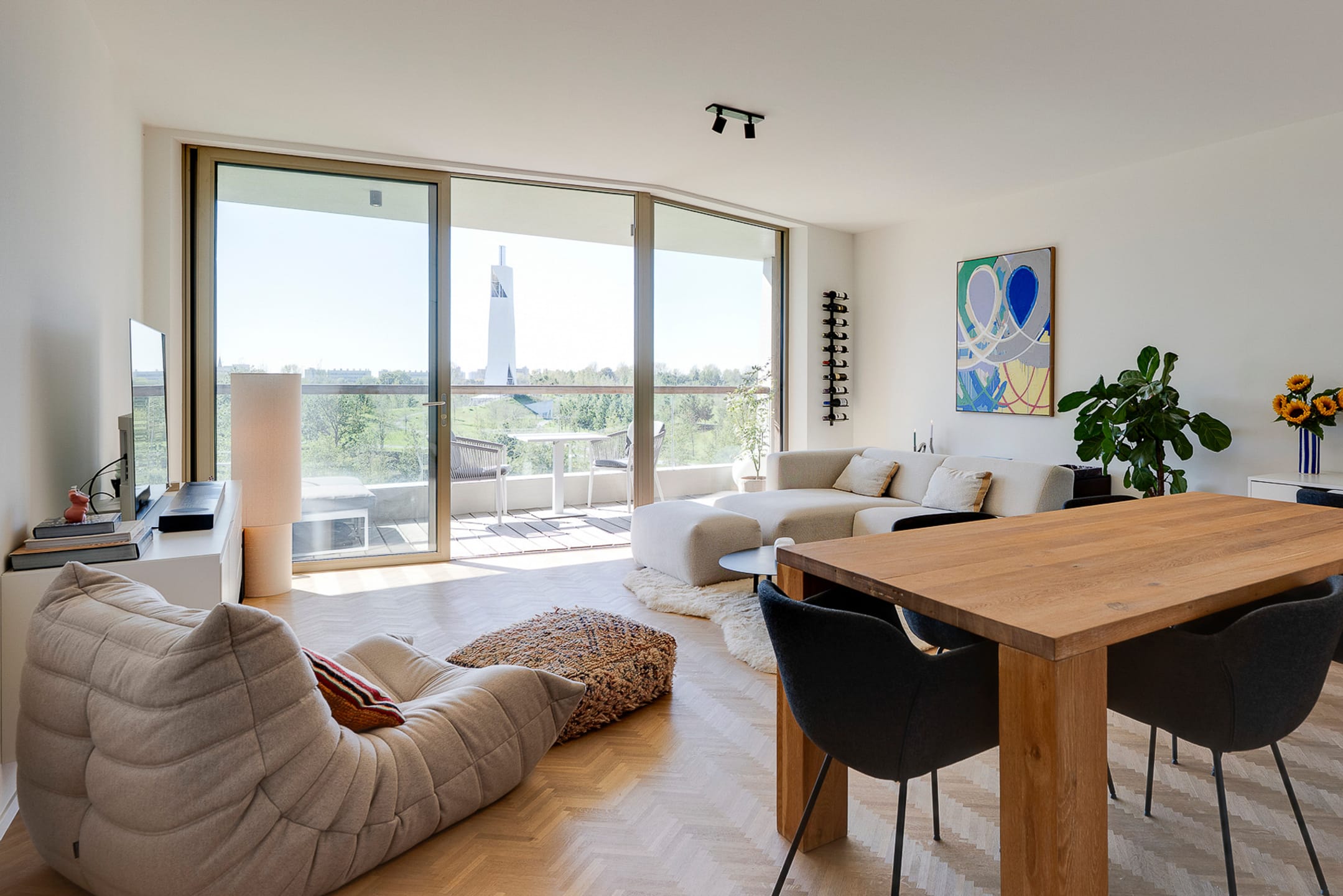 2-cameră apartament de 85 m²