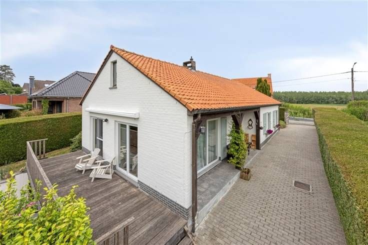 Huis te koop in SINT-KWINTENS-LENNIK - € 599.000 - 3 slaapkamers