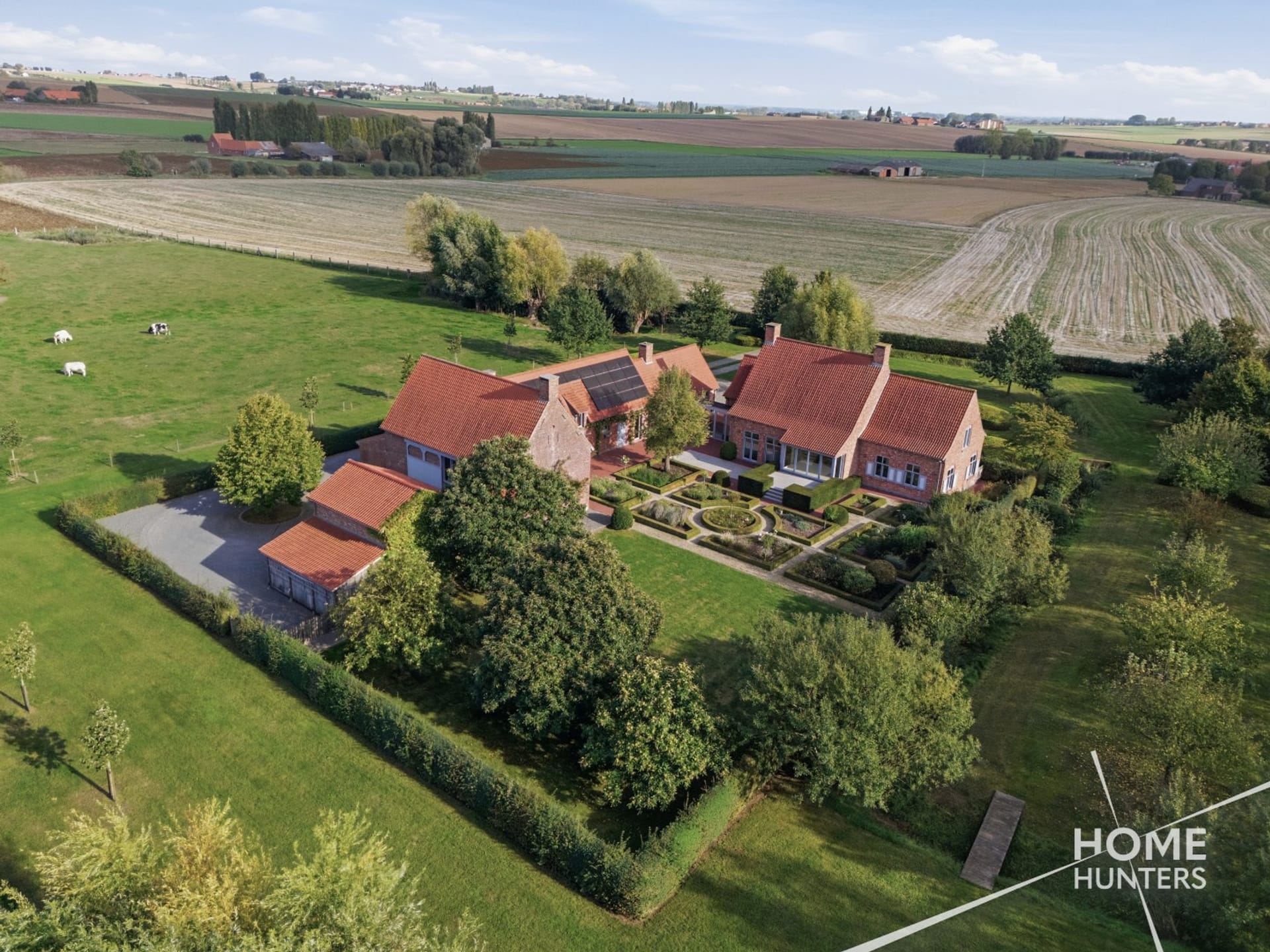 4-room detached & villa of 445 m²