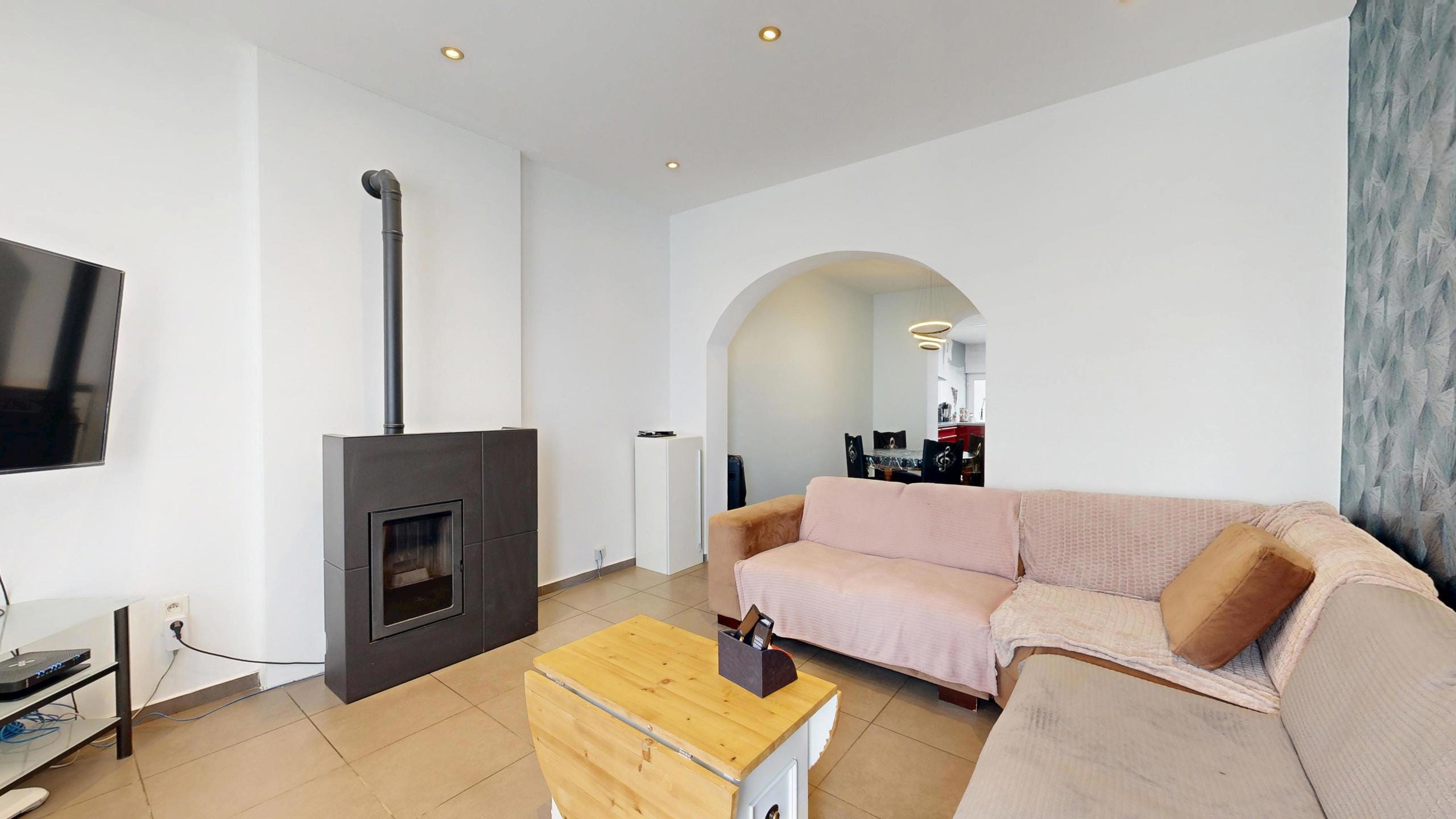 2-room house & single family of 108 m²