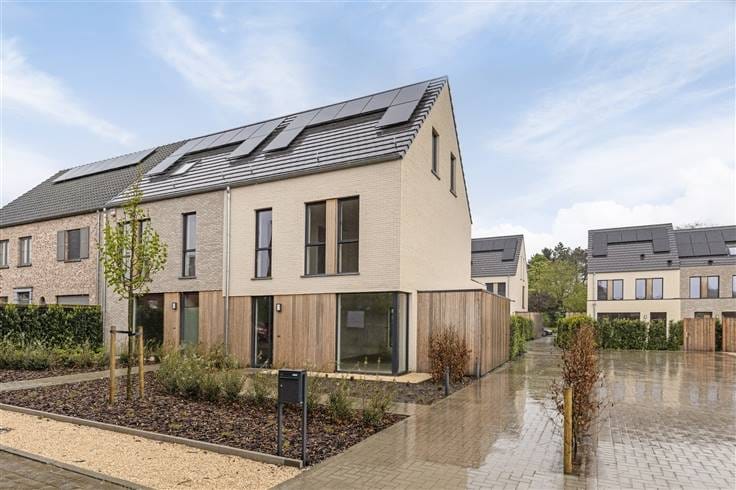 16 huizen te koop Minderhout (2322)