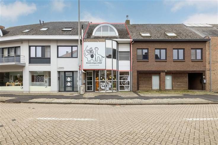 Ruim duplex appartement in centrum Olen