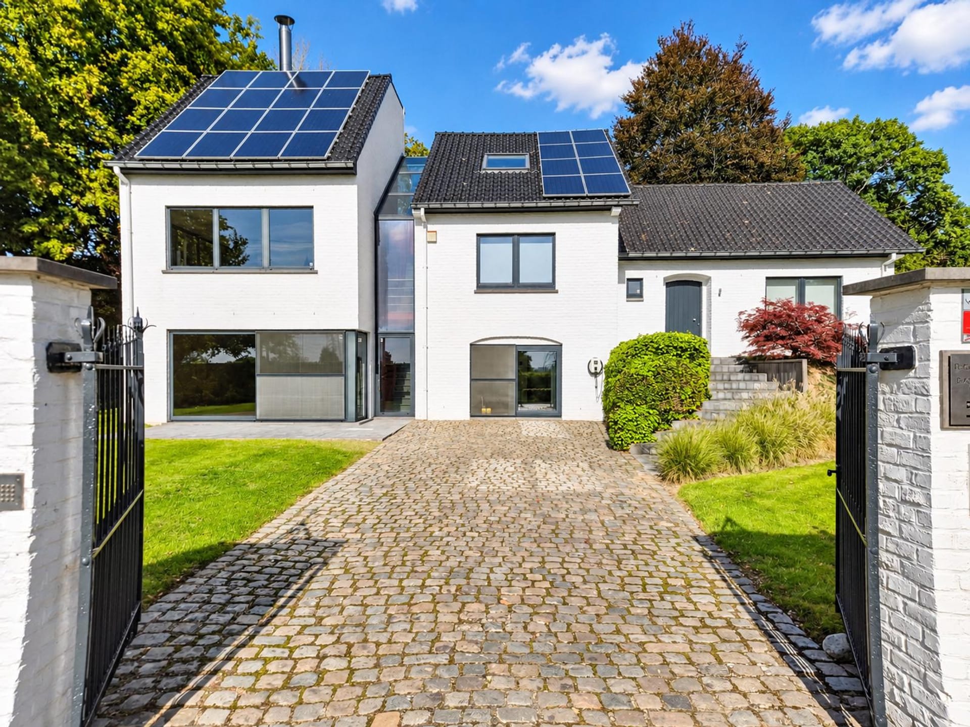 3-værelse hus og enfamiliehus på 380 m²