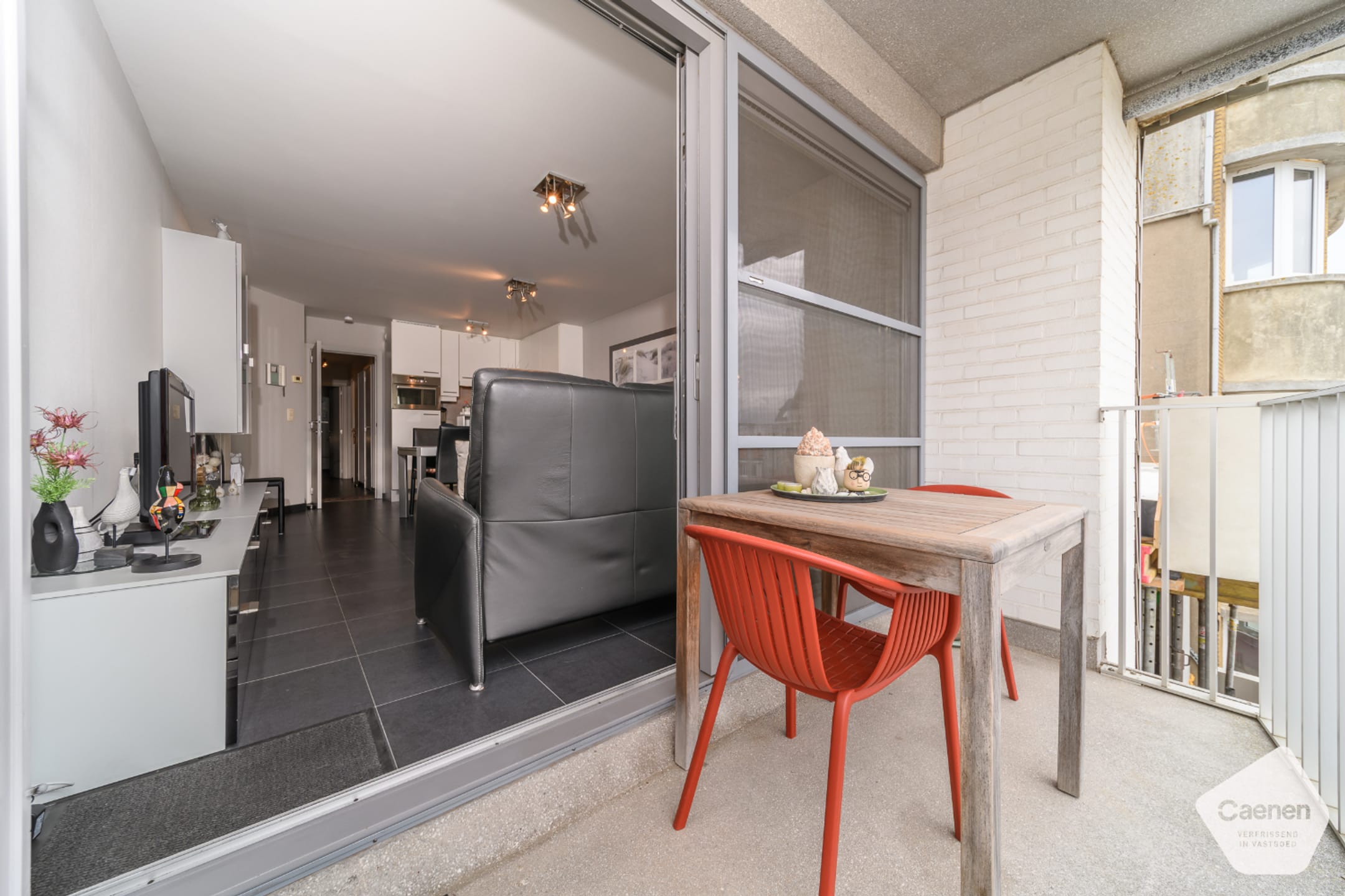 9-room apartment of 62 m²