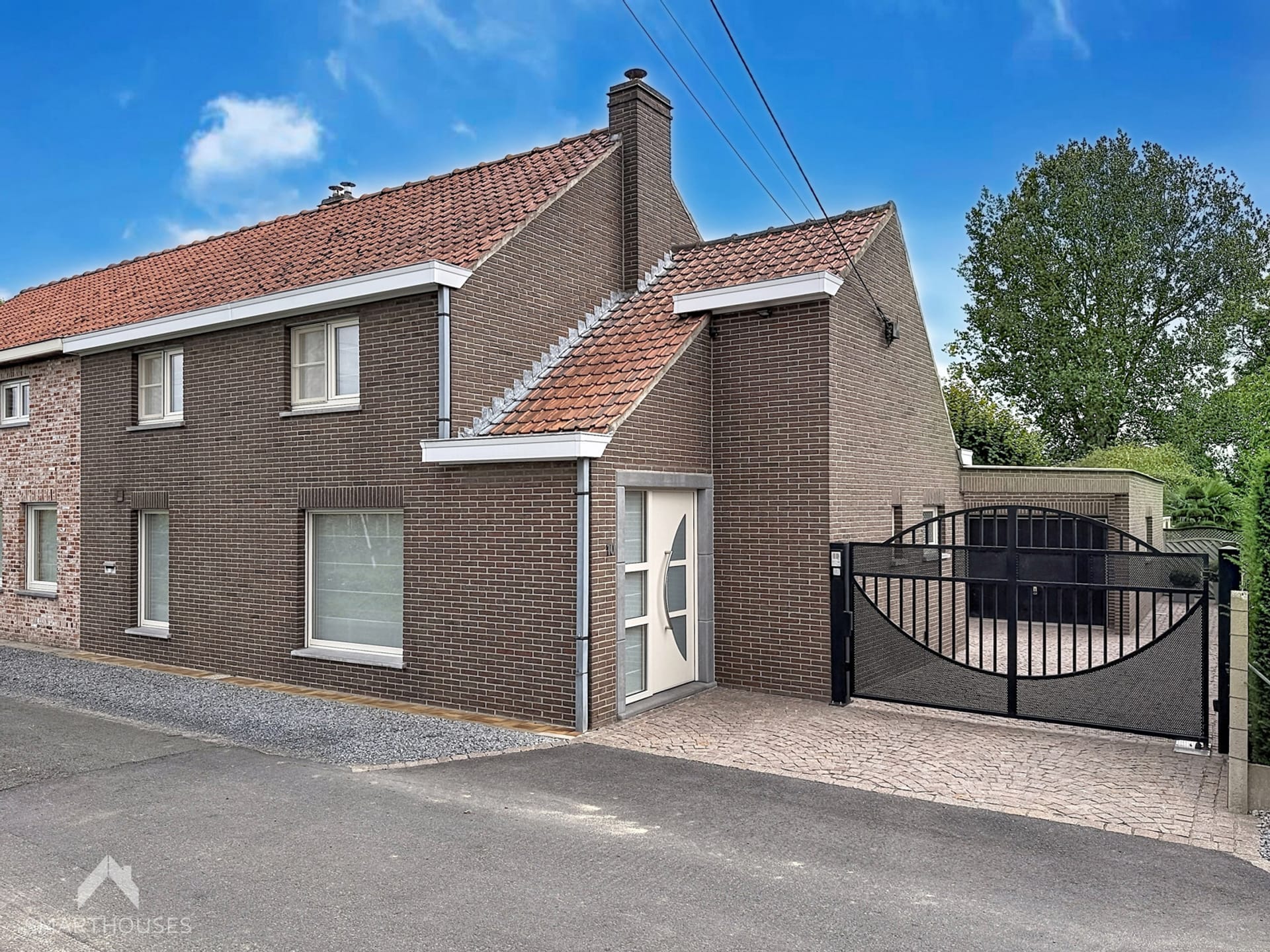 4-room house & single family of 134 m²