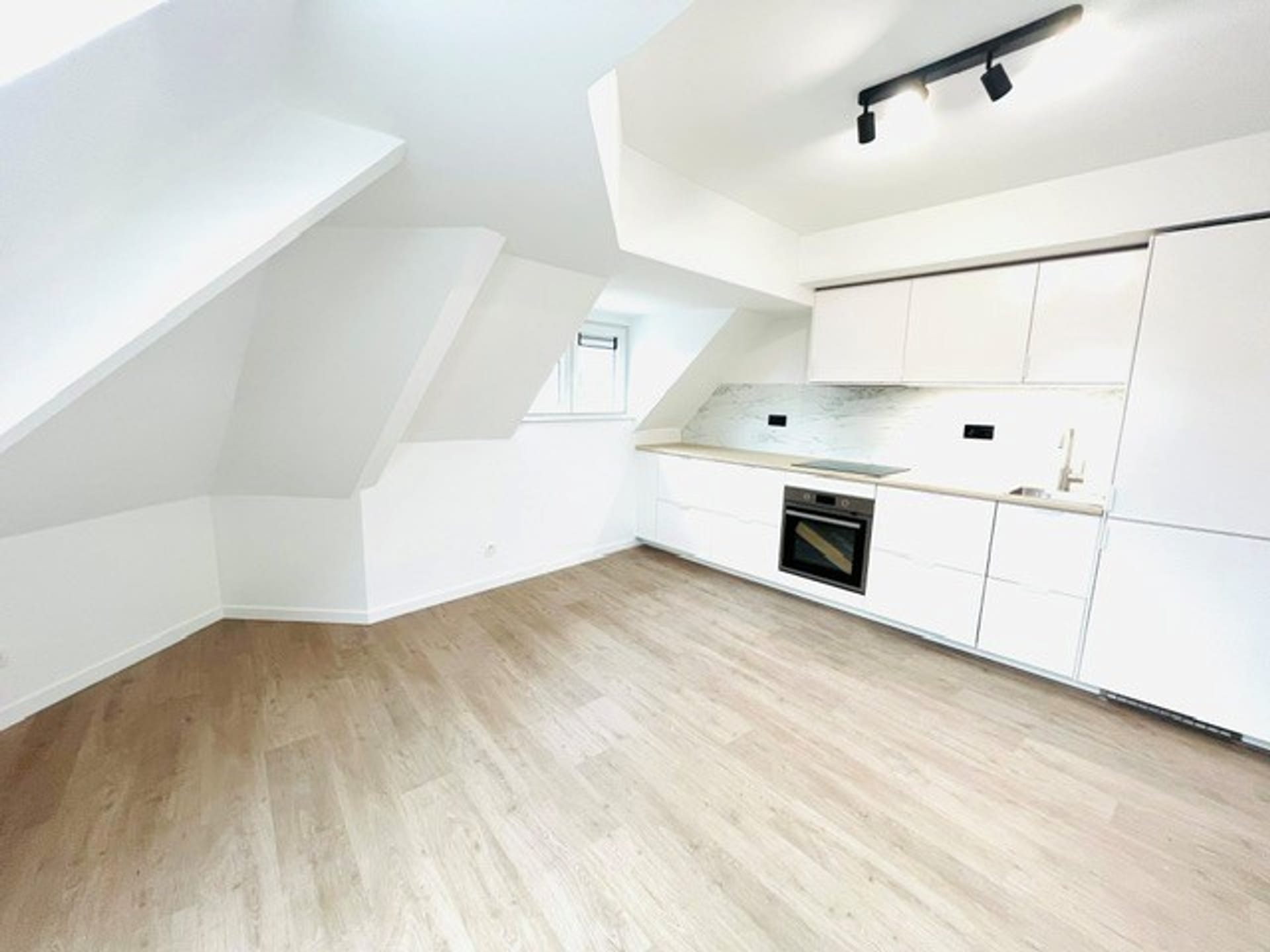 Rue Jean-Baptiste Brabant 48
