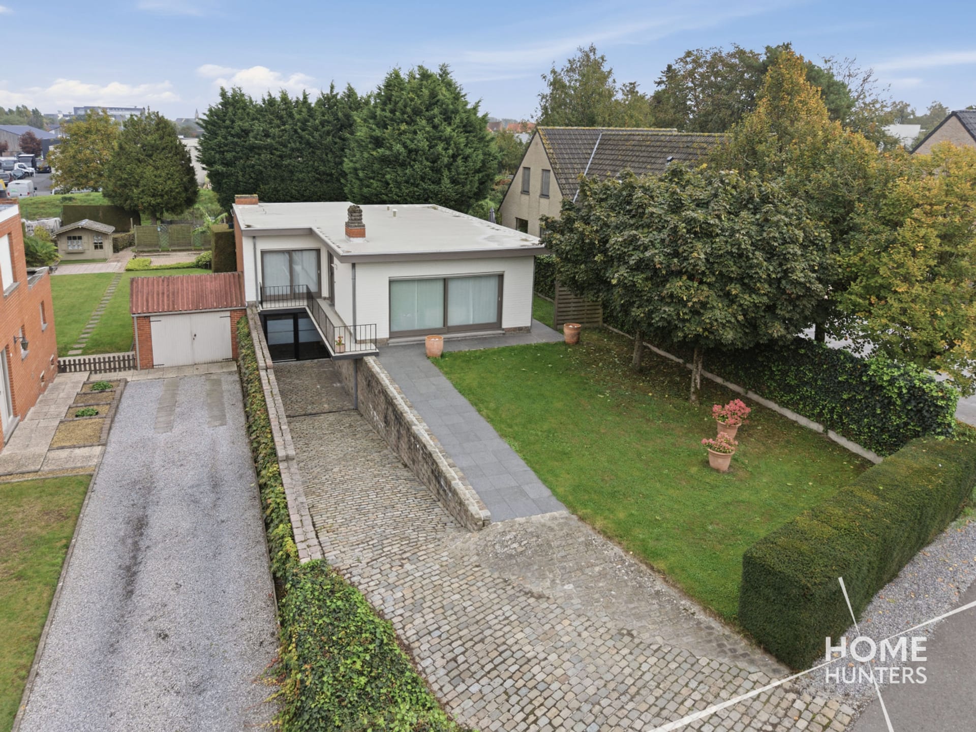 3-room house & single family of 145 m²