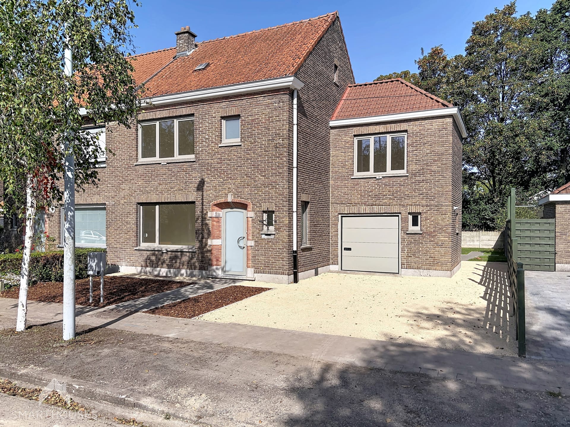 4-room house & single family of 160 m²