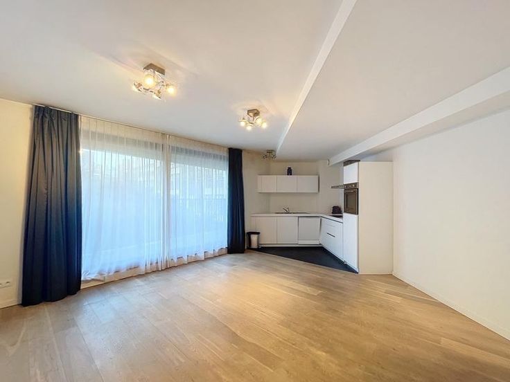 Apartment for rent in Brussels €900/month 1 bedroom Immoweb