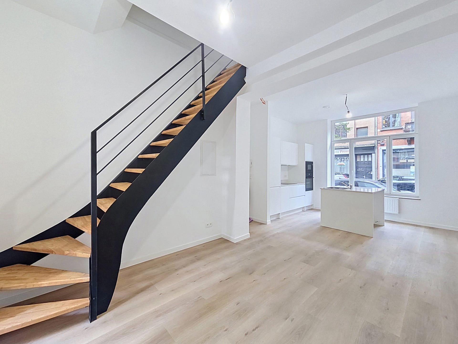 Rue de Savoie 8