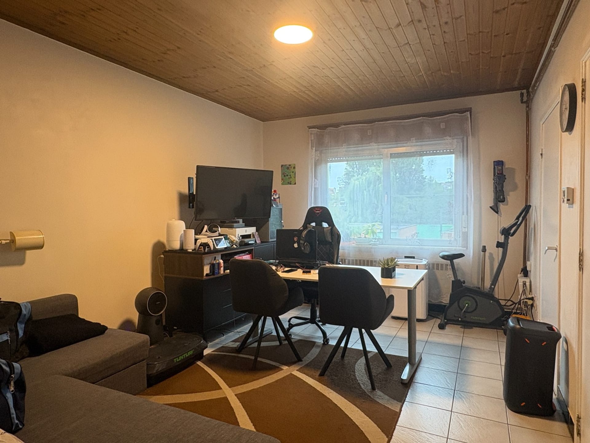 2-phòng căn hộ diện tích 55 m²