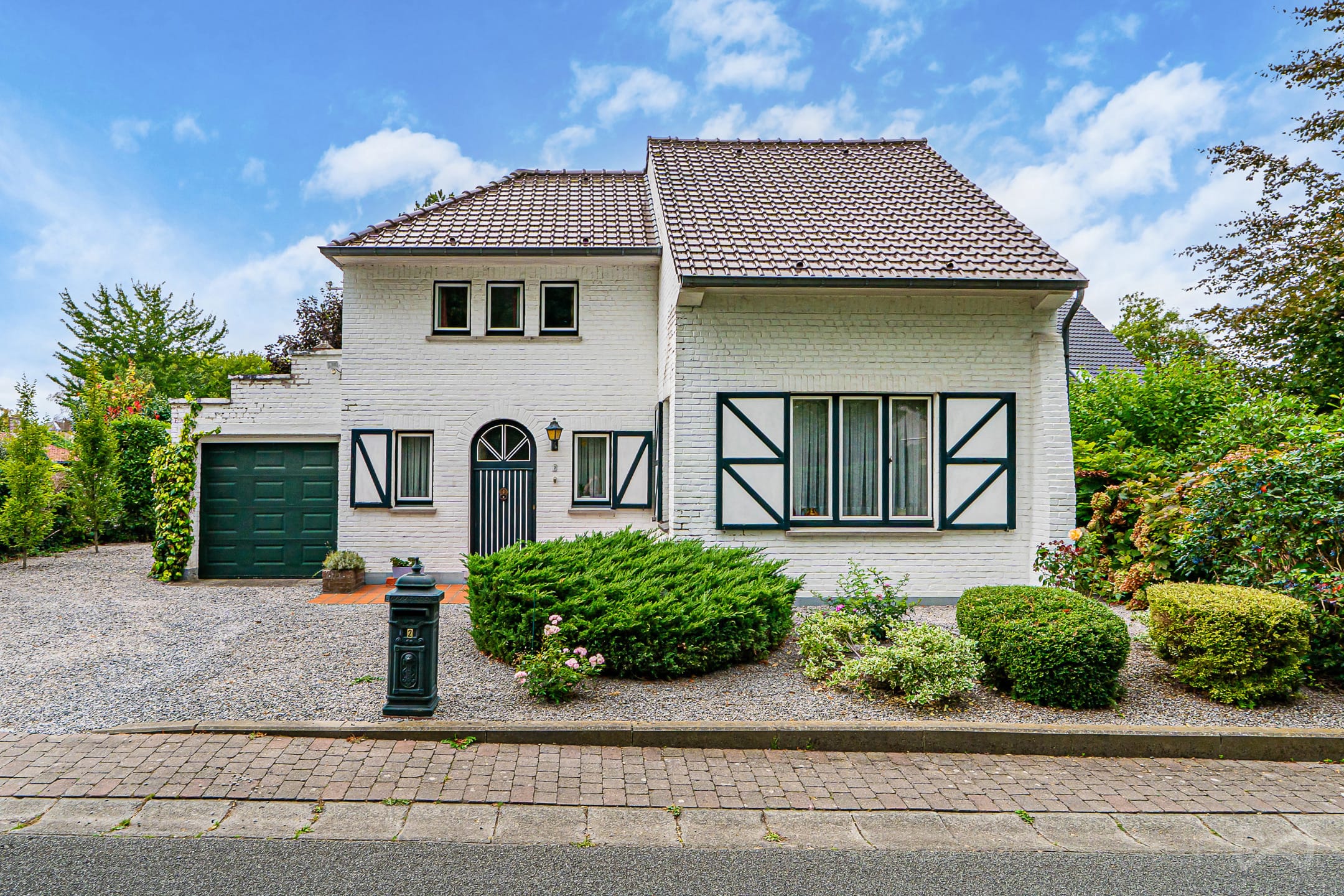 4-room detached & villa of 103 m²