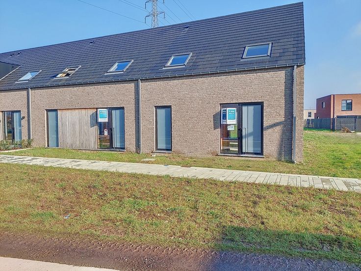 421 huizen te koop Roeselare (8800)