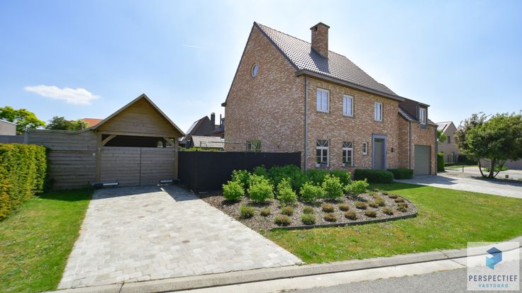 Huis te koop in Oedelem - 4 slaapkamers - 243m² - Immoweb