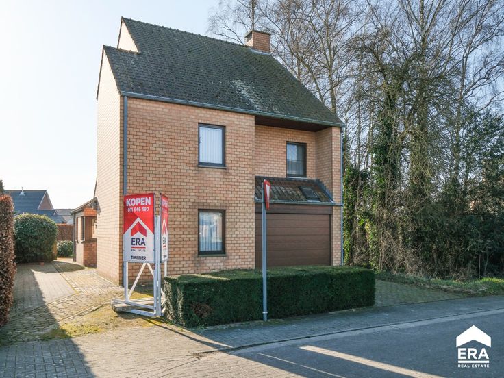 Maison à vendre à Neerpelt (Pelt) - 325 000 € - 5 chambres - 218m² ...