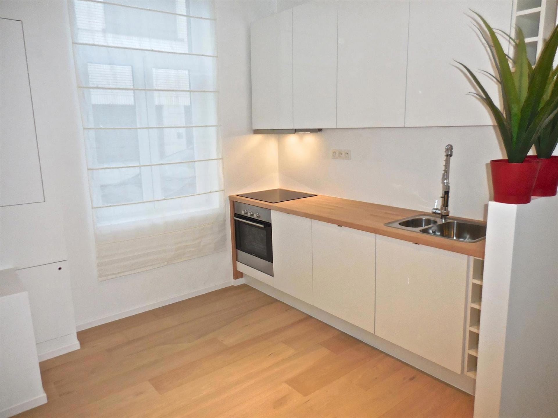 4-stanza casa e famiglia unica di 96 m²