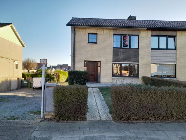 Huis Te Koop In Sint-Lievens-Houtem - 3 Slaapkamers - 168m² - Immoweb