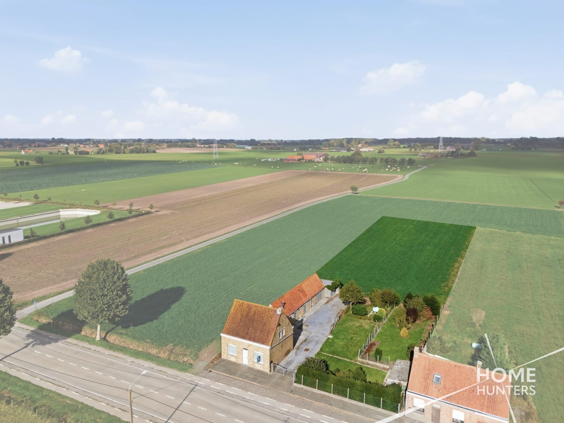 2-room house & single family of 138 m²