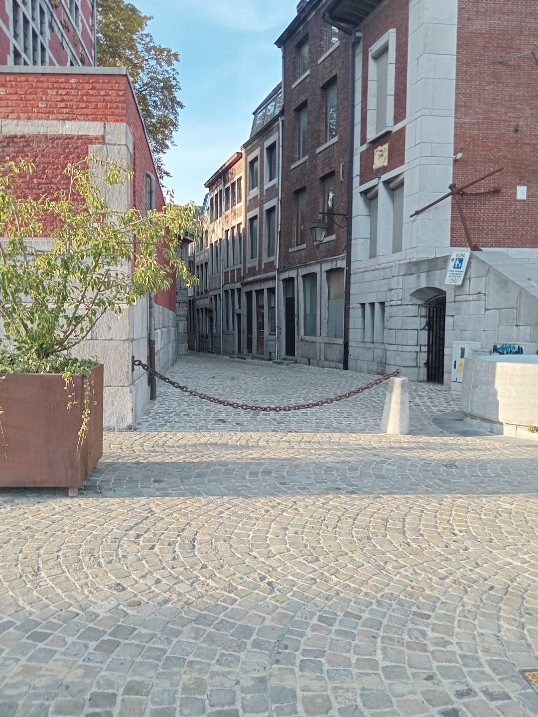 Rue Du Mont-De-Piété 13-19