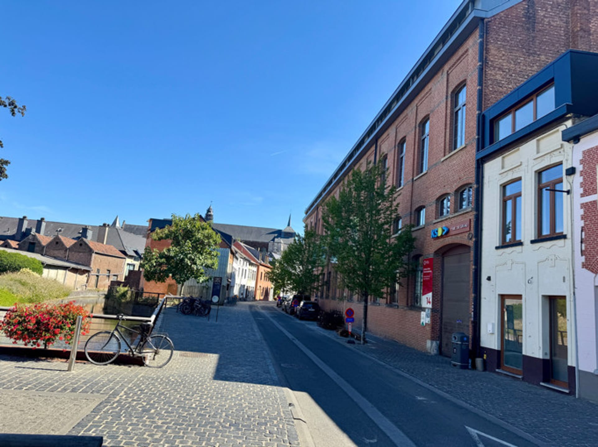 Demerstraat 16