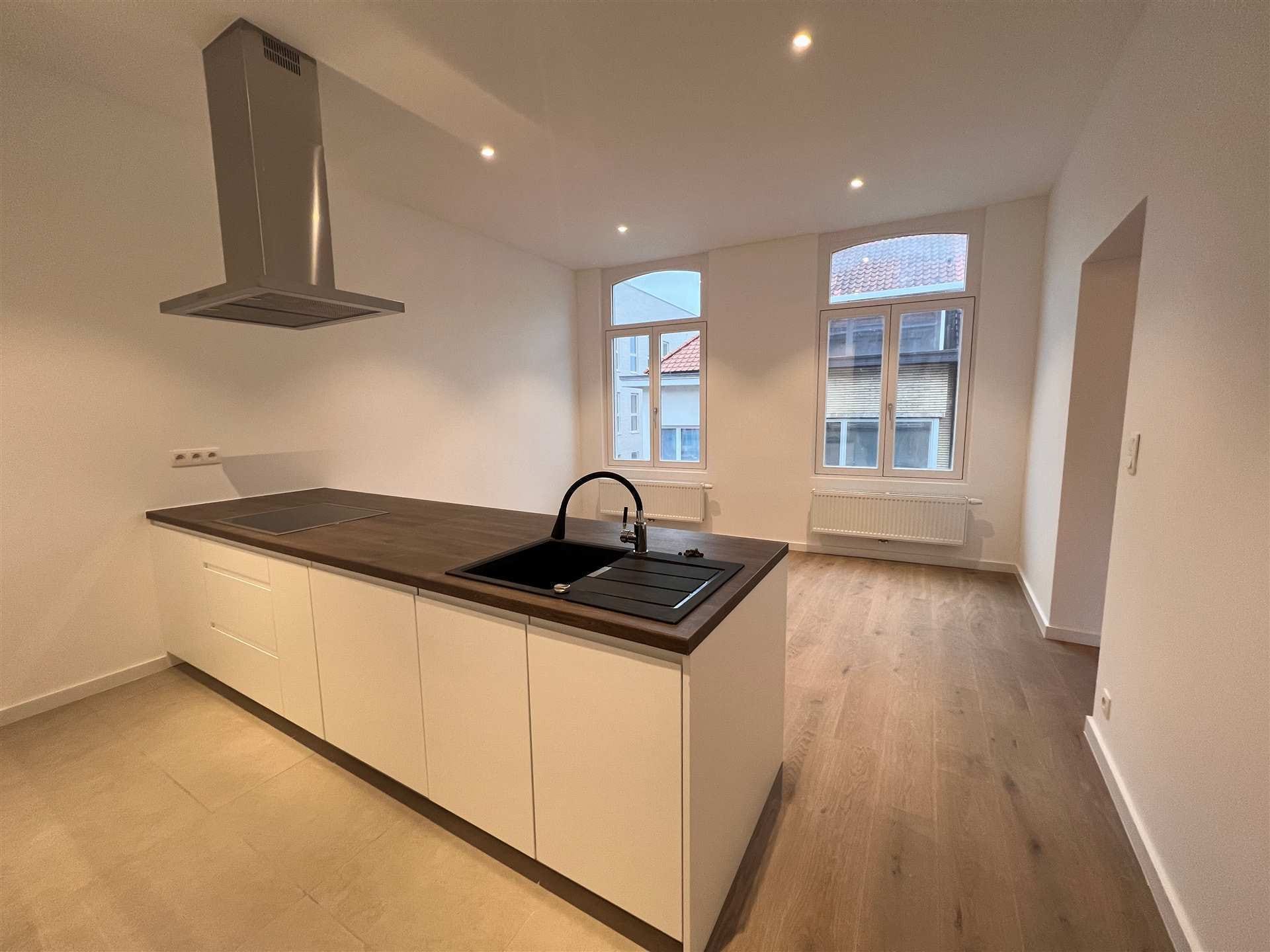 Onze-Lieve-Vrouwestraat 7