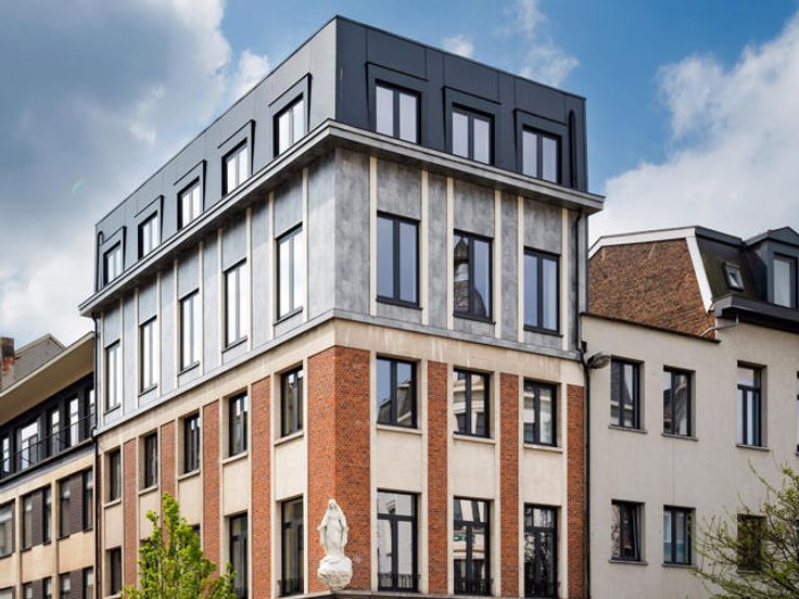 Apartment block for sale in Antwerpen €1,800,000 7 bedrooms 300m²