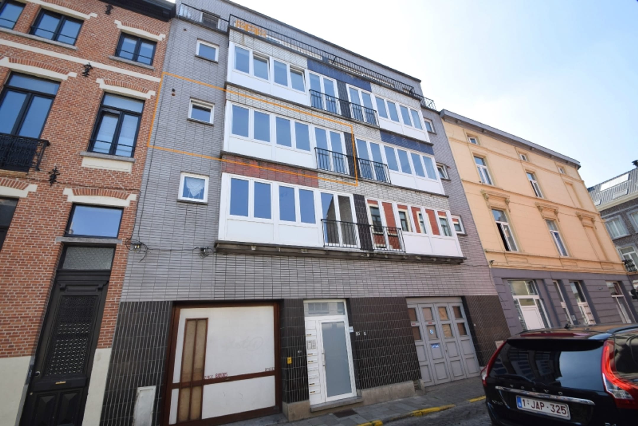 3-stanza appartamento di 80 m²