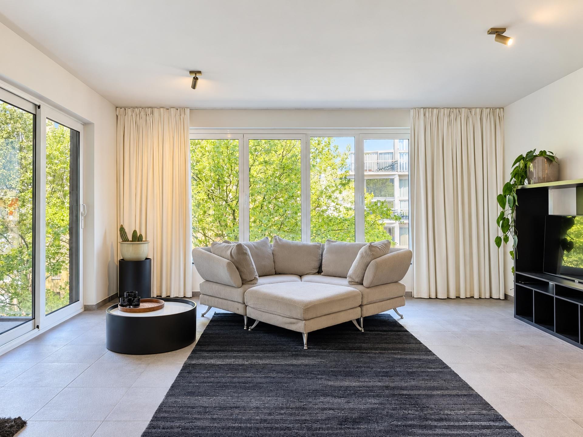 1-pièce appartement de 94 m²
