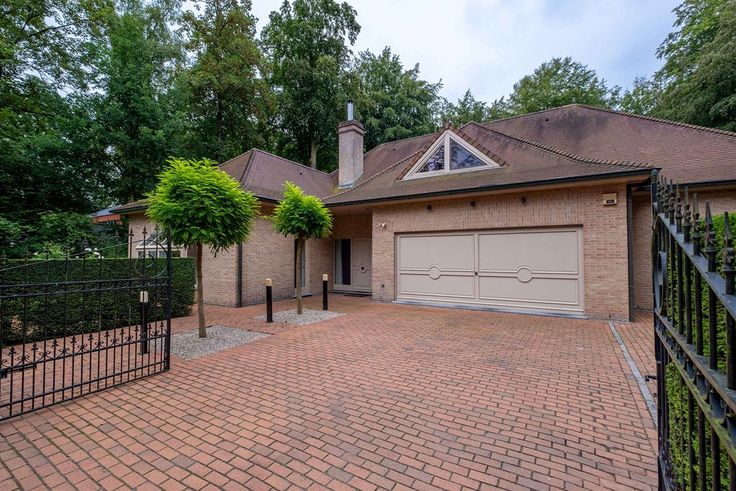 Huis en appartement te koop - st-andries (8200) - Immoweb