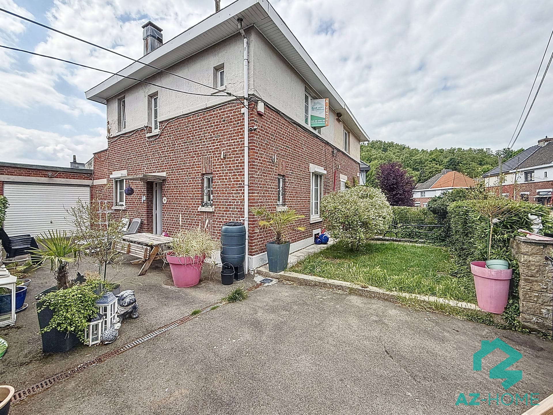 Maison 3 façades – Jardin, terrasse & garage