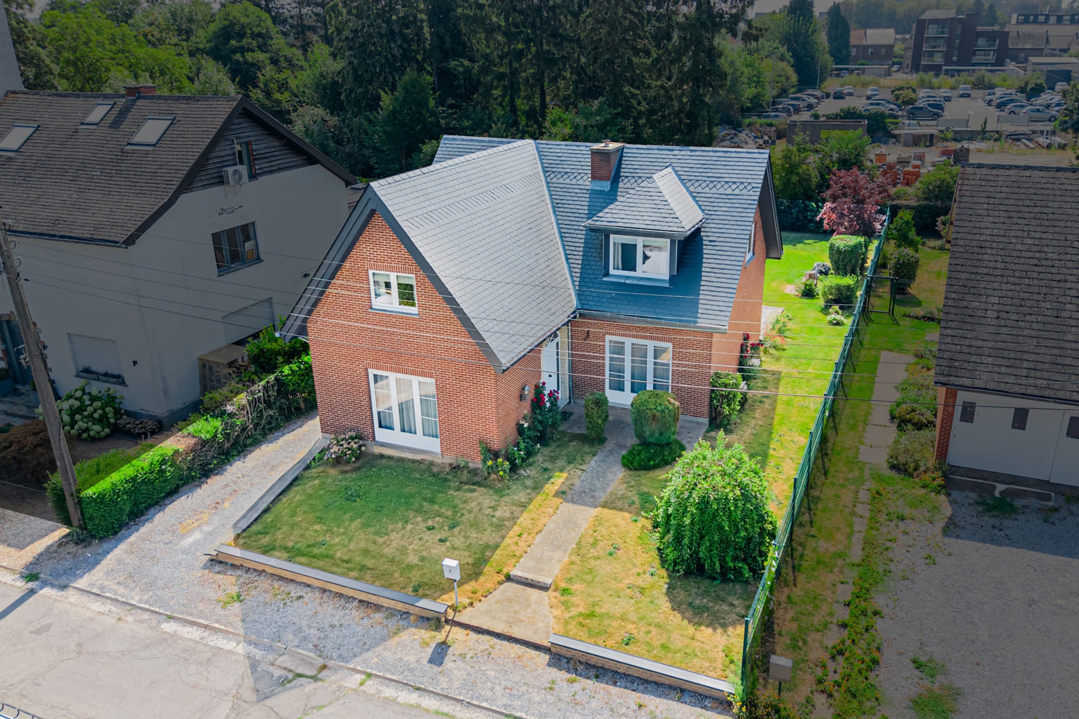17-room house & single family of 190 m²