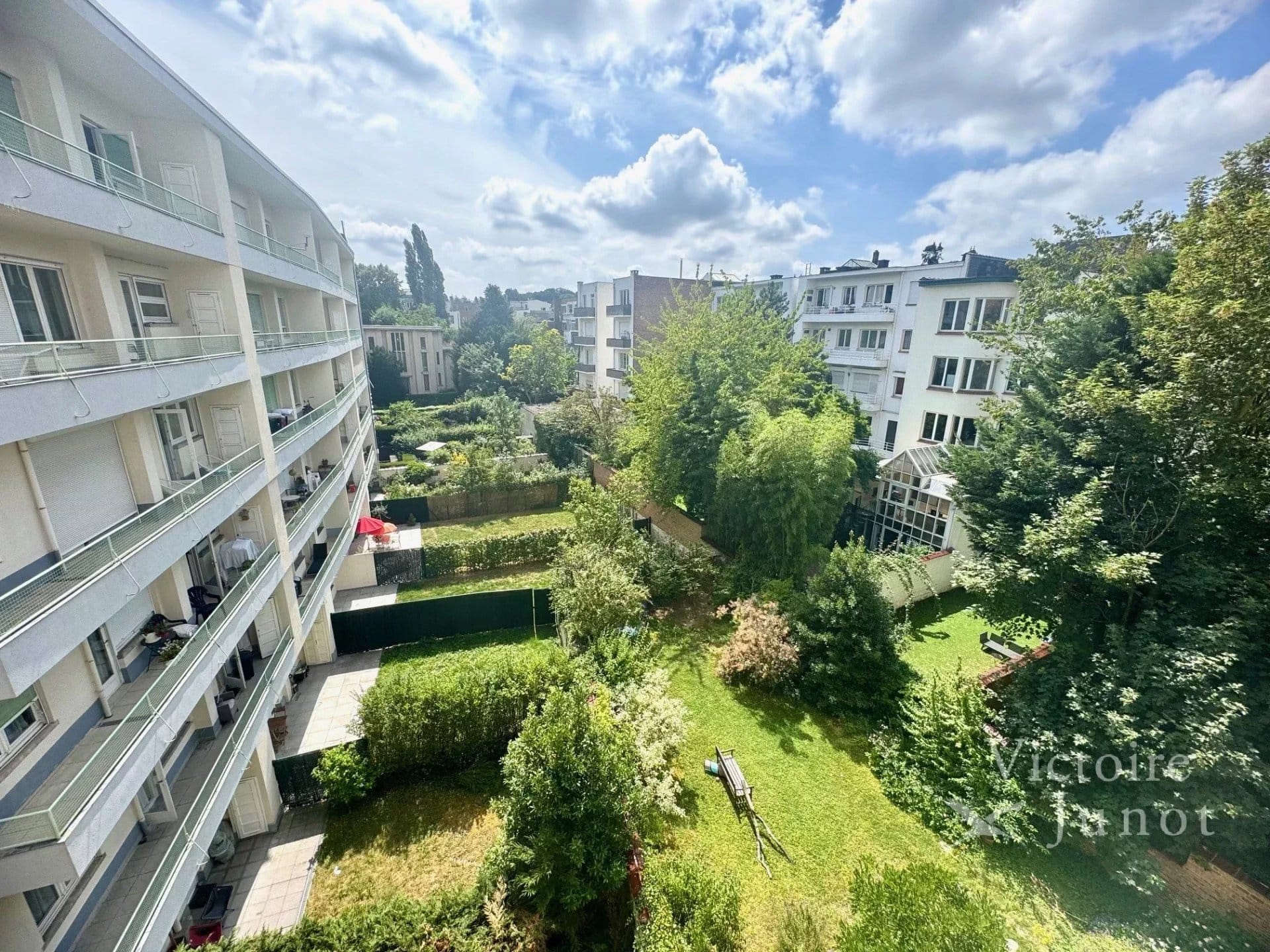 AVENUE DU DERBY 1